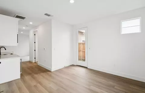 Living - 17184 Coral Tree Ln, Lathrop, CA 95330 photo 5 of 9