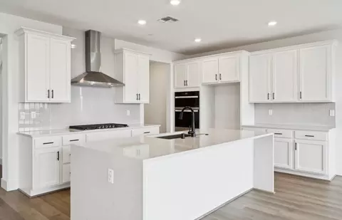 Kitchen - 17184 Coral Tree Ln, Lathrop, CA 95330 photo 2 of 5