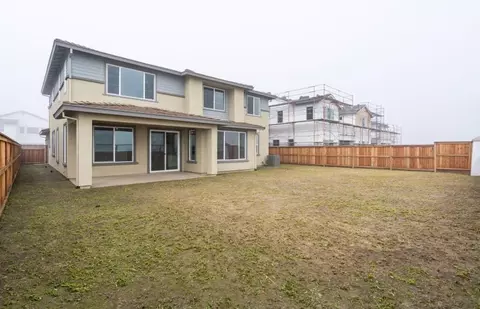 Exterior - 17184 Coral Tree Ln, Lathrop, CA 95330 photo 2 of 6