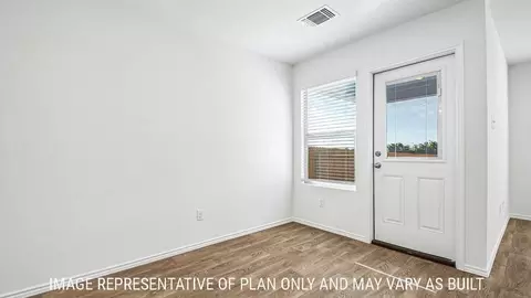 Entry Way - 333 Old Stagecoach Rd, Jarrell, TX 76537 photo 3 of 6
