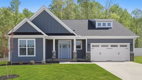 116 Robins Run, Laurens, SC 29360