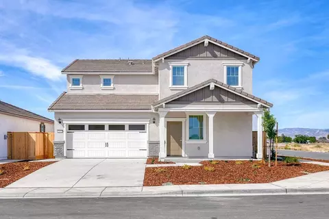Exterior - 632 Darlington Way, Patterson, CA 95363 photo 8 of 9