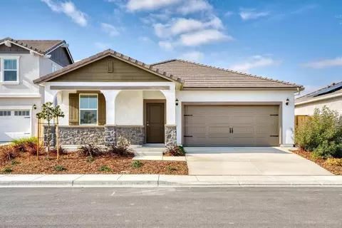 632 Darlington Way, Patterson, CA 95363