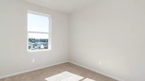 Bedroom - 3409 SW Thomas Ave, Gresham, OR 97080 photo 1 of 13