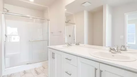 Bath - 3409 SW Thomas Ave, Gresham, OR 97080 photo 3 of 7