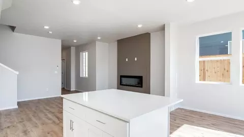 Living - 3409 SW Thomas Ave, Gresham, OR 97080 photo 5 of 6
