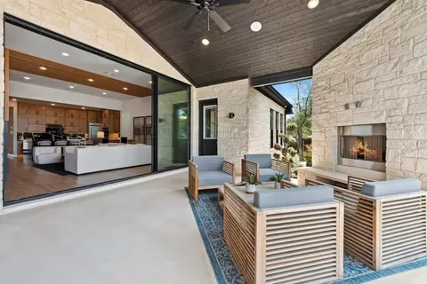 Exterior - 3404 Emerald Lake Path, Georgetown, TX 78628 photo 4 of 8