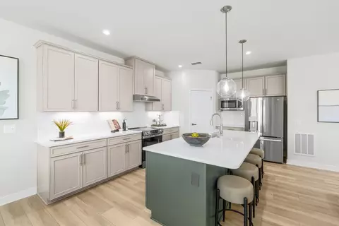 Kitchen - 4669 Four Leaf Ln, Midlothian, VA 23112 photo 6 of 8