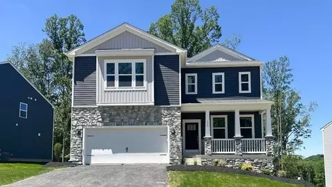 335 Dye Ln, Morgantown, WV 26501