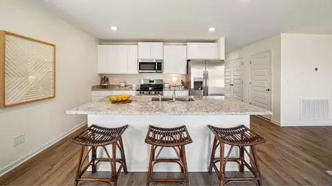 Kitchen - 1734 Dixon Cir, Mount Olive, AL 35117 photo 4 of 8