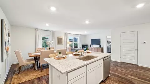 Kitchen - 1734 Dixon Cir, Mount Olive, AL 35117 photo 6 of 6