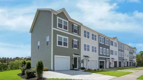 410 Sophie St, Strasburg, VA 22657