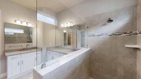 Bath - 100 Plantation Bay Dr, Ormond Beach, FL 32174 photo 2 of 2