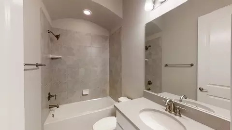 Bath - 100 Plantation Bay Dr, Ormond Beach, FL 32174 photo 1 of 2