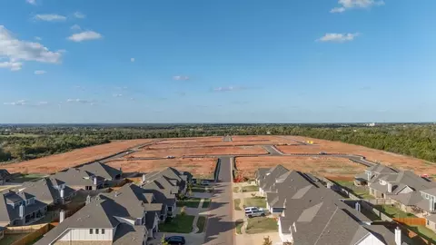 View/Area - 932 Hydrangea Way, Edmond, OK 73034 photo 21 of 21
