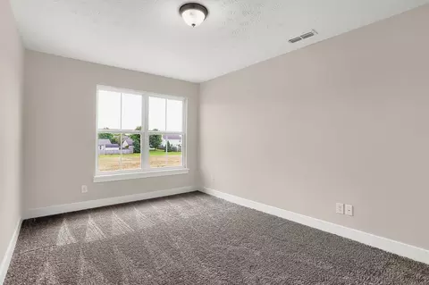 Bedroom - 6666 Cobblestone Dr, Pendleton, IN 46064 photo 3 of 16