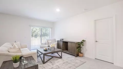 Living - 6322 Pecan Course Pl, Ocala, FL 34472 photo 1 of 3