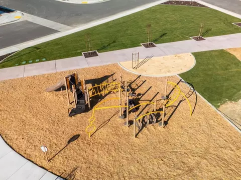 View/Area - 2920 E Ava Dr, Fresno, CA 93730 photo 3 of 5