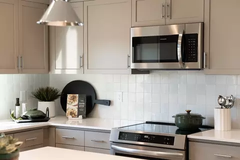 Kitchen - 2920 E Ava Dr, Fresno, CA 93730 photo 1 of 5