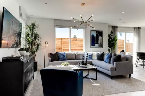 Living - 2920 E Ava Dr, Fresno, CA 93730 photo 5 of 5