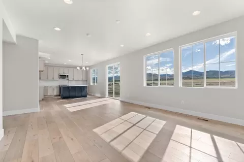 Living - 1226 W 2325 S, Syracuse, UT 84075 photo 3 of 3
