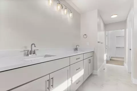 Bath - 1226 W 2325 S, Syracuse, UT 84075 photo 1 of 2
