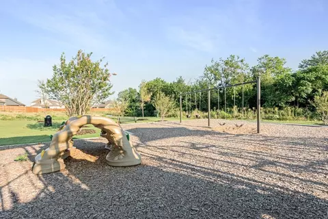 View/Area - 10628 Moss Cove Dr, Crowley, TX 76036 photo 10 of 15
