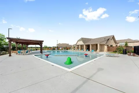 Exterior - 10628 Moss Cove Dr, Crowley, TX 76036 photo 12 of 13