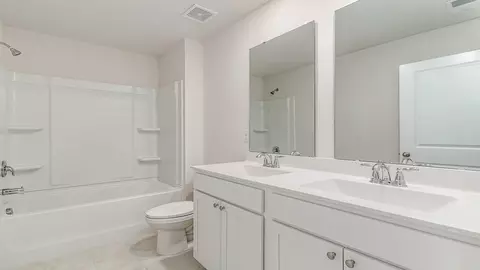 Bath - 26 Horatio Ln, Lugoff, SC 29078 photo 3 of 7