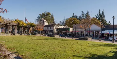 Exterior - 3664 Mt Diablo Blvd, Lafayette, CA 94549 photo 2 of 2