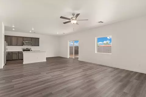 Living - 705 Desi Loop, Belen, NM 87002 photo 1 of 1