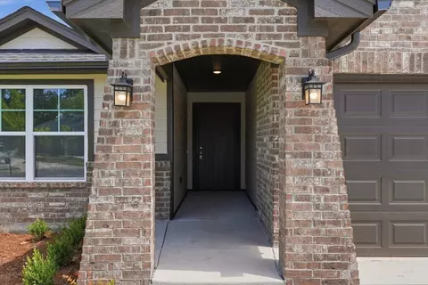 20061 Woodrock St, Harrah, OK 73045