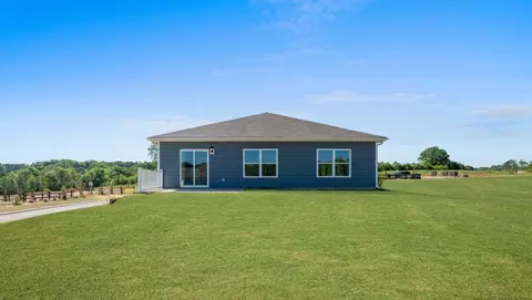 Exterior - 309 Oak Ridge Rd, Clinton, SC 29325 photo 5 of 6
