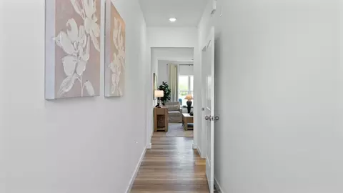 Entry Way - 100 Graham Ave, Calhoun, GA 30701 photo 1 of 8