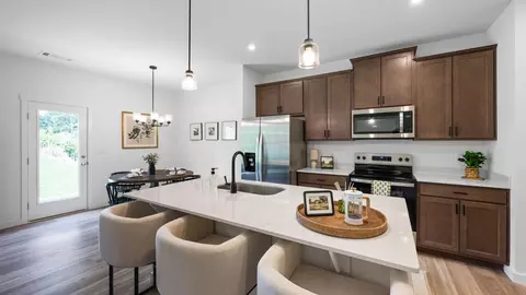 Kitchen - 100 Graham Ave, Calhoun, GA 30701 photo 2 of 6