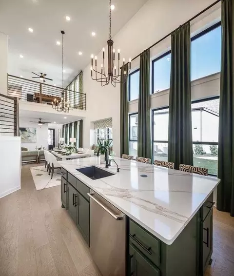 Kitchen - 5206 Eloise Harper Ln, Rosenberg, TX 77471 photo 9 of 10