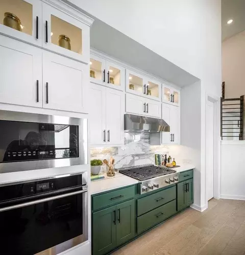 Kitchen - 5206 Eloise Harper Ln, Rosenberg, TX 77471 photo 5 of 10