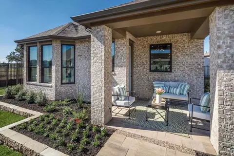 Exterior - 5206 Eloise Harper Ln, Rosenberg, TX 77471 photo 5 of 8