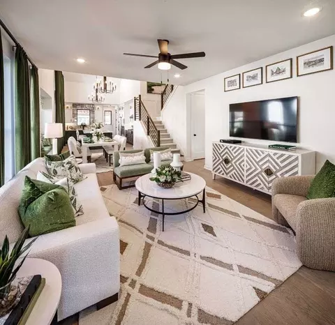 Living - 5206 Eloise Harper Ln, Rosenberg, TX 77471 photo 2 of 8