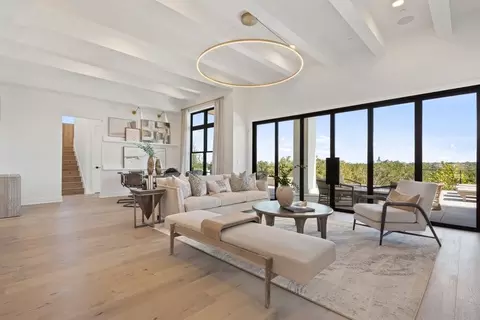 Living - 6000 Moondust Ln, Austin, TX 78730 photo 4 of 4