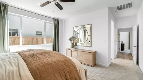 Bedroom - 8613 Pamplona Ln, Shafter, CA 93263 photo 2 of 6