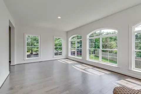 Living - Mullen Drive, Sicklerville, NJ 08081 photo 4 of 9