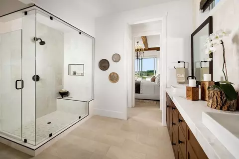 Bath - 3561 Olive Orchard Dr, Folsom, CA 95630 photo 2 of 2