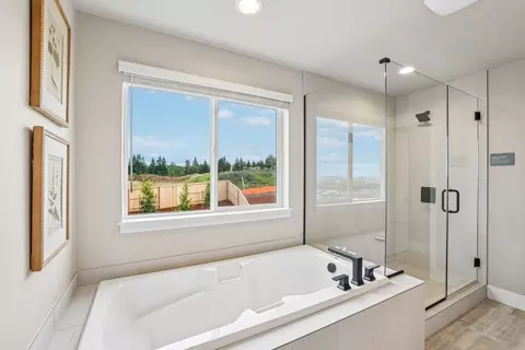Bath - 2209 NE Claire Rd, Estacada, OR 97023 photo 4 of 9