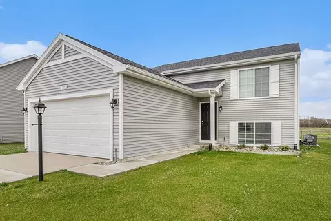 1674 Aspen Trl, Otsego, MI 49078