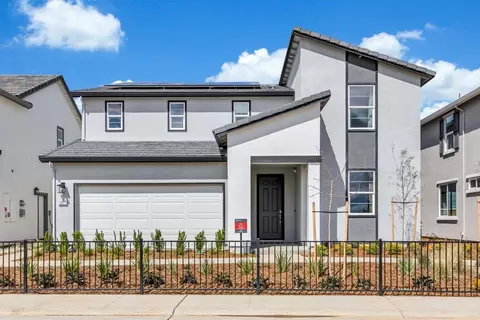10003 Fletching Way, Sacramento, CA 95829