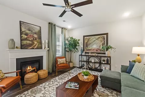 Living - Alligator Road, Florence, SC 29501 photo 1 of 1