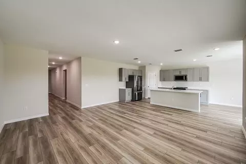 9062 Belleview Forest Pass, Dade City, FL 33525