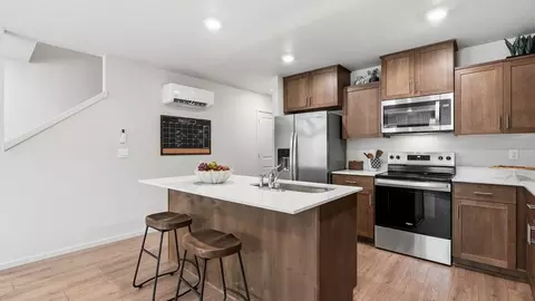 Kitchen - 61231 Parrell Rd, Bend, OR 97702 photo 1 of 7