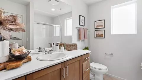 Bath - 61231 Parrell Rd, Bend, OR 97702 photo 1 of 5